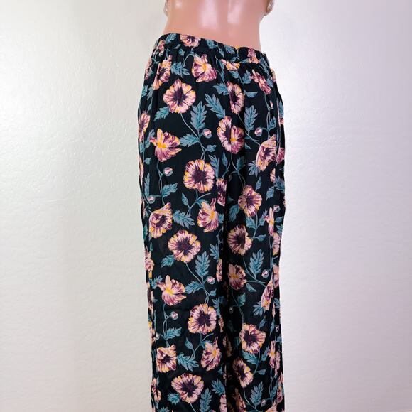 Band Of Gypsies Floral Tie Elastic Waist Wide Leg Pants Black Crimson Small NWT - Picture 8 of 11